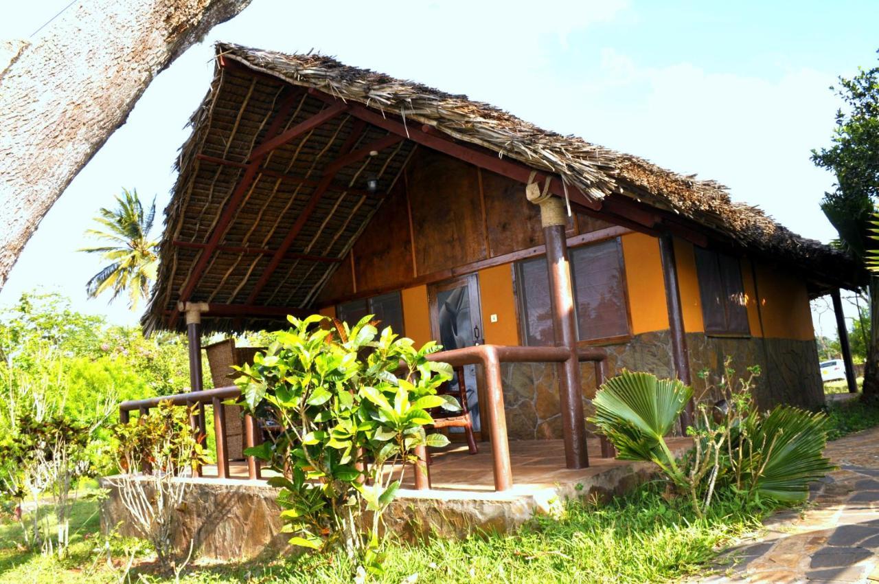 Shimba Hills Green Safari Lodge Kwale Exterior photo